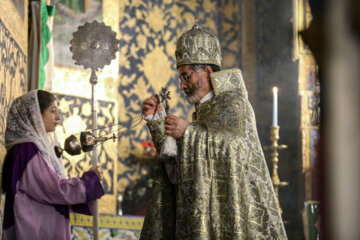 Iranian Christians commemorate the Eucharist at Vank Cathedral