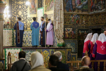 Iranian Christians commemorate the Eucharist at Vank Cathedral