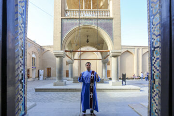 Iranian Christians commemorate the Eucharist at Vank Cathedral