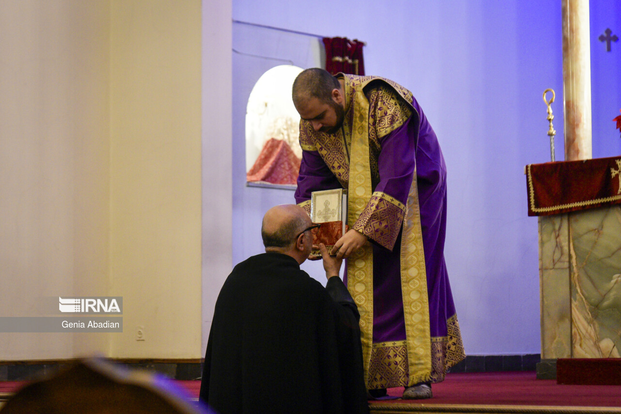 New Year ceremony in Tehran church