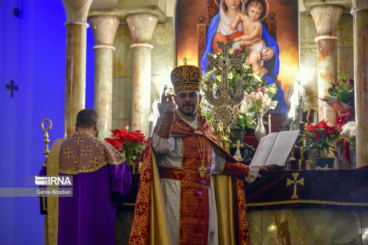 New Year ceremony in Tehran church