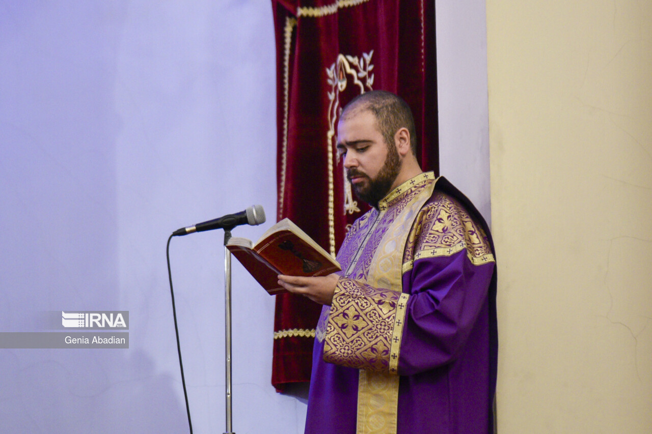 New Year ceremony in Tehran church
