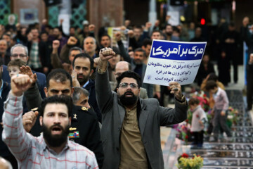 تجمع مردم رشت در محکومیت حمله تروریستی کرمان