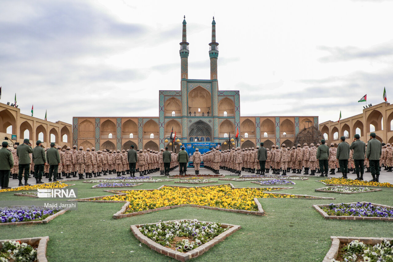 اجتماع بزرگ سرباز ولایت در یزد