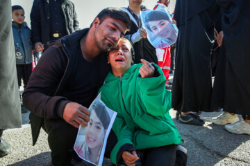 Funeral por los mártires de atentados terroristas en Kerman
