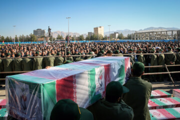 Funeral por los mártires de atentados terroristas en Kerman
