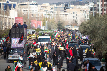 تشییع پیکر شهید فائزه رحیمی در تهران