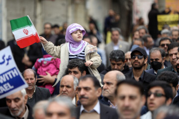 ملت ایران انتخابات را مظهر مردم‌سالاری دینی می‌داند/وحدت ملی ضامن عبور از بحران‌ها