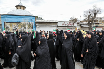 راهپیمایی مردم کرمانشاه در محکومیت حمله تروریستی کرمان