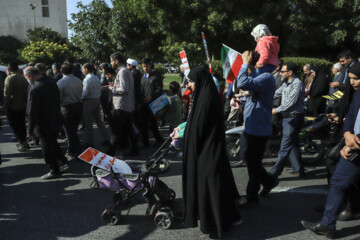 راهپیمایی مردم اهواز در محکومیت حمله تروریستی کرمان