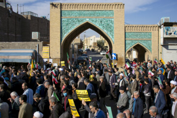 راهپیمایی مردم سمنان در محکومیت حمله تروریستی کرمان