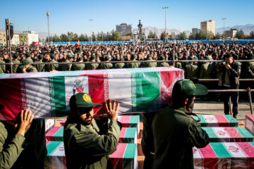 Funeral por los mártires de atentados terroristas en Kerman
