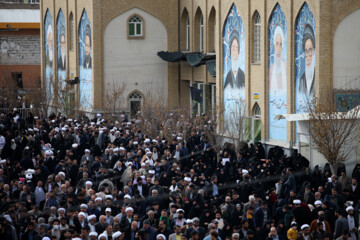 Manifestations dans les villes iraniennes pour condamner l'attaque terroriste de Kerman