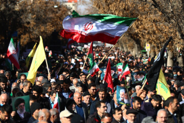 راهپیمایی مردم همدان در محکومیت حادثه تروریستی کرمان
