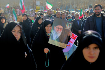 راهپیمایی مردم بجنورد در محکومیت حمله تروریستی کرمان