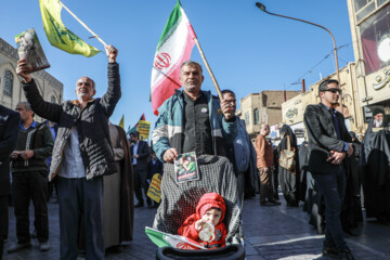 راهپیمایی مردم یزد در محکومیت حمله تروریستی کرمان