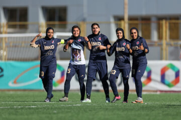 لیگ زنان فوتبال؛ بمی‌ها در خانه جشنواره گل به راه انداختند