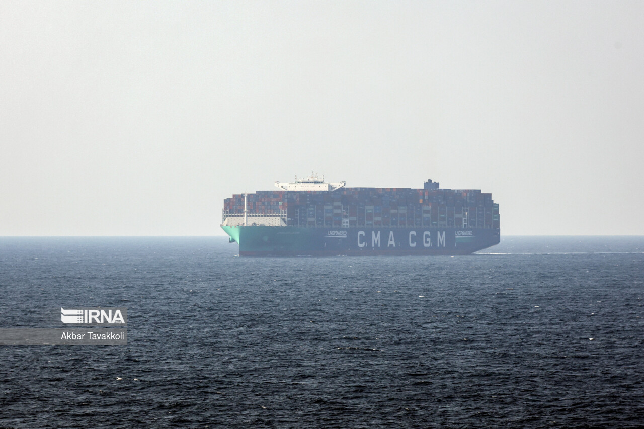 سنتکام: یمنی‌ها یک کشتی یونانی را هدف قرار دادند