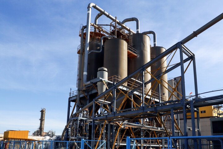 افتتاح پتروشیمی؛ مرهم دولت سیزدهم بر مشکلات اقتصادی خمین