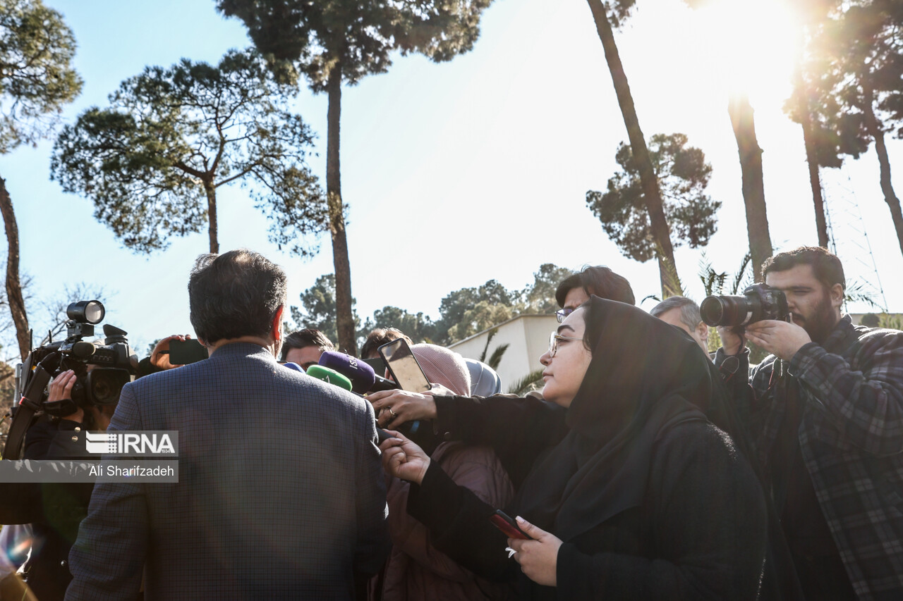 روزنامه‌نگار تراز انقلاب در جست‌وجوی حقیقت است