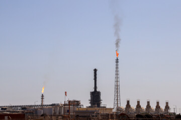 وزیر نفت: پرونده گازهای مشعل خوزستان در دولت سیزدهم بسته می‌شود