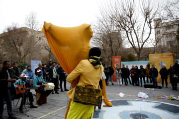 جشنواره بین المللی تئاتر فجر