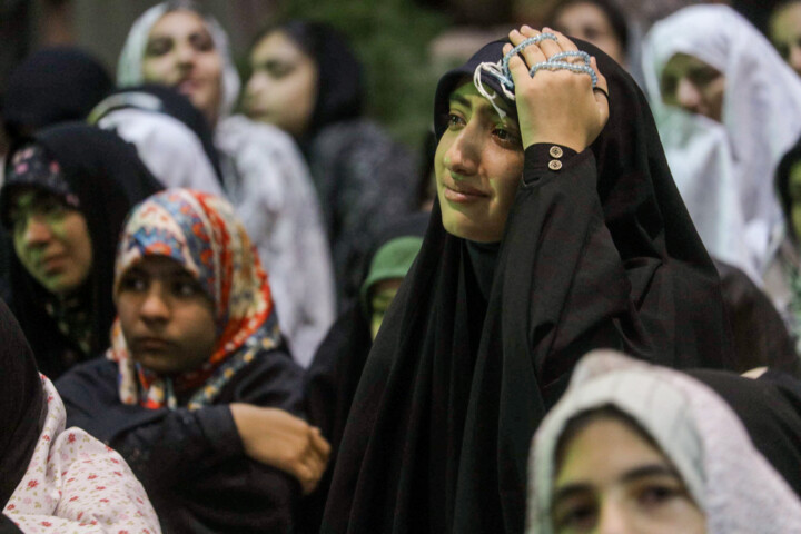 تطهیر قلب‌ها در سجاده سبز «توبه»؛ سفره معنویت در گلستان پهن شد