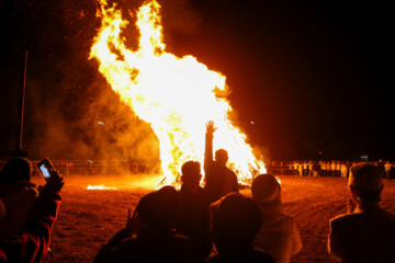 Iranian Zoroastrians mark Sadeh festival