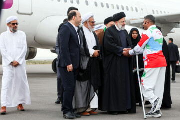استقبال از آیت الله «سید ابراهیم رئیسی» رئیس جمهور در فرودگاه بینالمللی شهدای پرواز ۶۵۵ بندرعباس