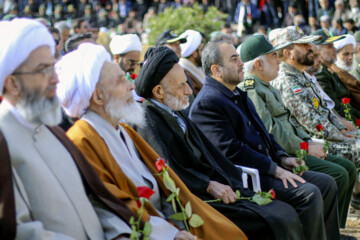 آغاز جشن های دهه فجر در بیرجند