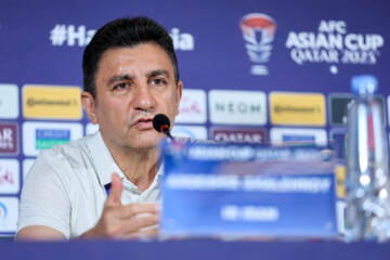 Head coaches of Iran, Japan national teams hold presser