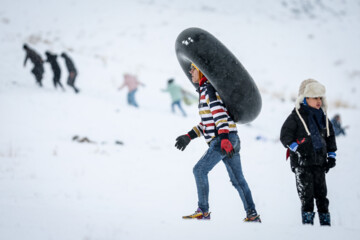 تفریحات خانوادگی در تلو