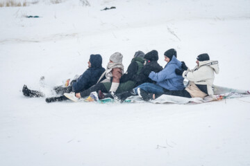 تفریحات خانوادگی در تلو