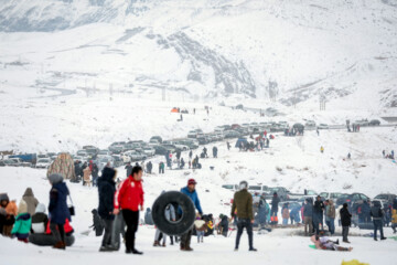 تفریحات خانوادگی در تلو