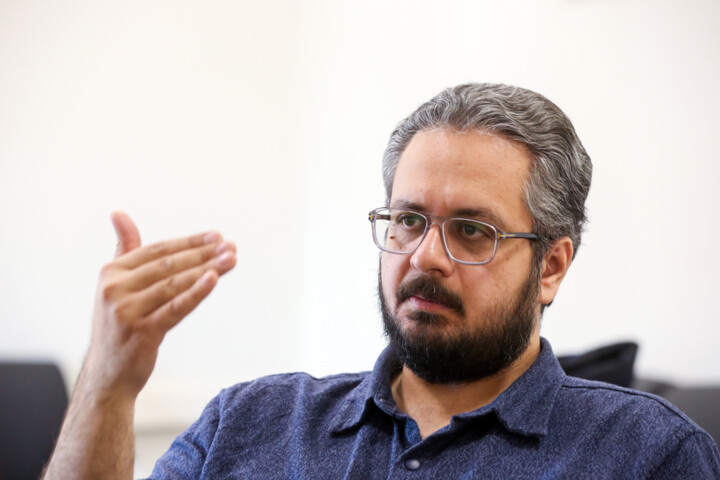 اگر با «آبی روشن» دلتان لرزید، کارم را کردهام/ فیلمهای فرهادی هم گرهگشایی تصادفی دارد