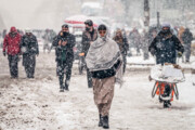 La neige tombe à Kaboul en Afghanistan