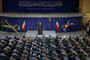 Встреча группы командиров ВВС армии с лидером Исламской революции