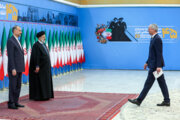Foreign envoys in Islamic Revolution anniv. ceremony