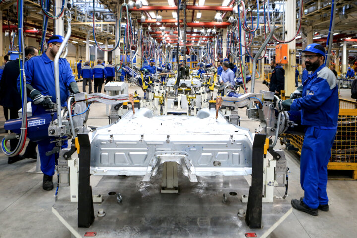 افتتاح خط تولید خودروی «ری را »