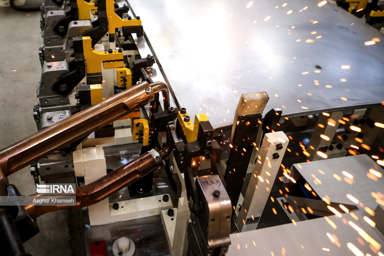 مهارتآموزی بیخ گوش کارخانه؛ ۳۵ هنرستان در کنار صنایع هرمزگان راهاندازی شد مهارتآموزی بیخ گوش کارخانه؛ ۳۵ هنرستان در کنار صنایع هرمزگان راهاندازی شد