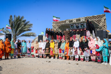 Un Festival intitulé « Chameau, l’or du désert » a eu lieu jeudi soir (9 février 2024) dans la ville de Qale Ganj. On compte plus de 20 000 chameaux au sud de Kerman, et cette région se classe au cinquième rang du pays en termes d'élevage de chameaux. (Photo : Fatemeh Eskandari »