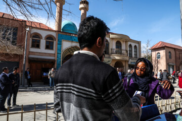 Visita de los invitados extranjeros del Festival de Cine Fayr a la Ciudad cinematográfica de Qazali