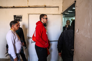 Les invités à la section internationale du festival de Fajr visitent le Cinéplex de Shahrak à Téhéran 