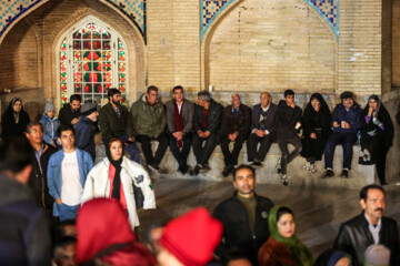 نورافشانی سالگرد پیروزی انقلاب در اصفهان