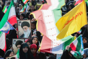 دهقانی فیروزآبادی: ملت ایران تا پای جان درکنار انقلاب اسلامی ایستاده است