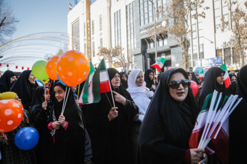 خلق حماسه مردمی در راهپیمایی ۲۲ بهمن کردستان
