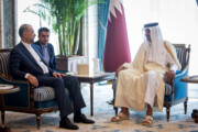 Emir Abdullahian ve Katar Emiri Bir Araya Geldi