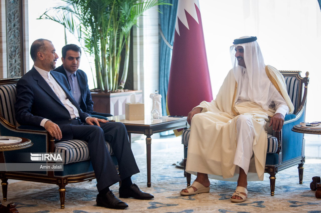 Emir Abdullahian ve Katar Emiri Bir Araya Geldi