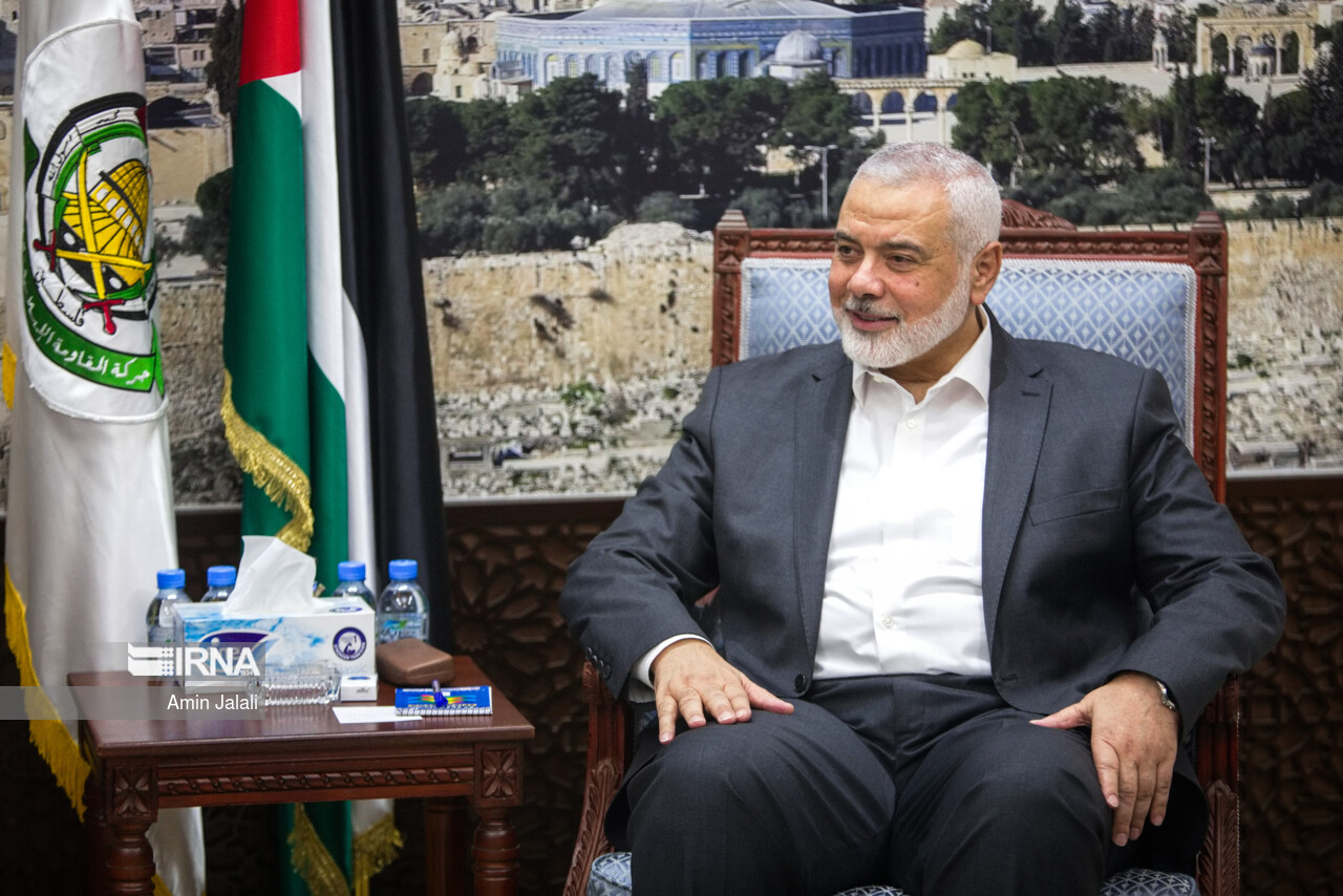  اسماعیل هنیه با دبیر شورای عالی امنیت ملی کشورمان دیدار کرد