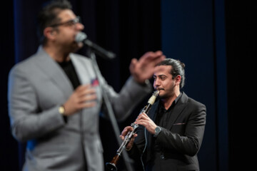 La segunda noche del 39º Festival Internacional de Música Fayr en Teherán
